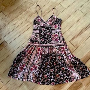 Betsy Johnson pink and black dress size 6